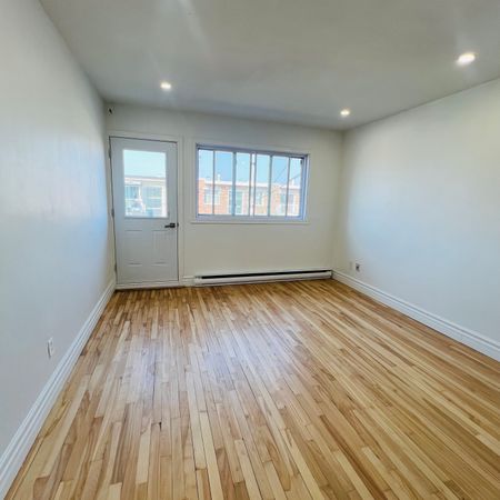 5 1/2 - Photo 3