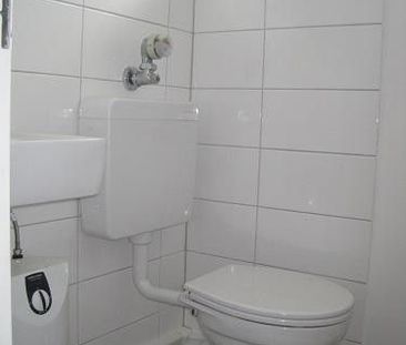 Hier fühlen Sie sich wohl: geräumige 3 Zimmer -Wohnung - Photo 1