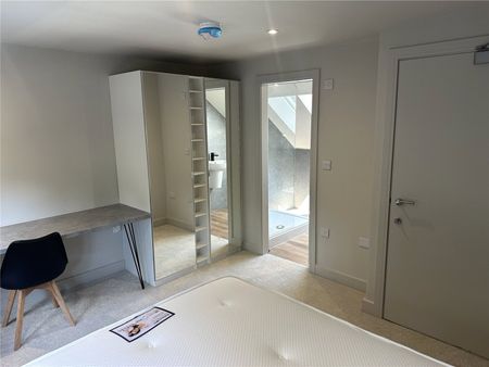 54 Newsome Road, Huddersfield, HD4 - Photo 5