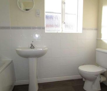 Turnstone Way, Stanground, PE2 - Photo 3