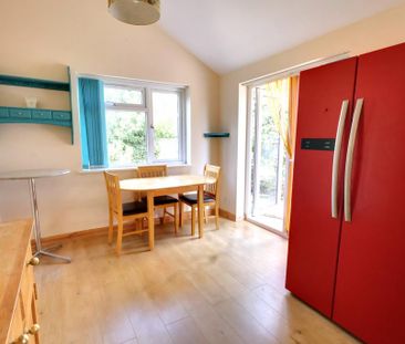 4 bedroom detached bungalow to rent - Photo 6