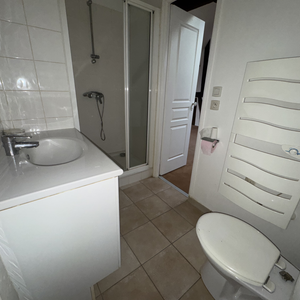 Location Appartement 1 pièce 17m² - Photo 2