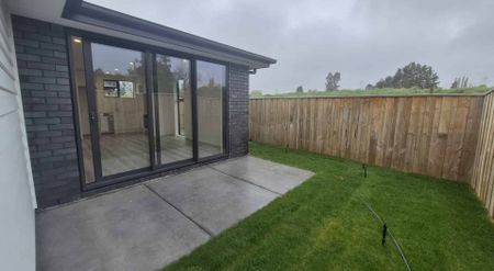 42a Derbridge Street - Photo 3