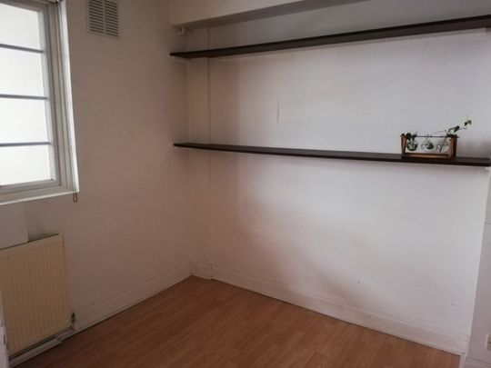 3 Bed Flat, Mundania Road, SE22 - Photo 1