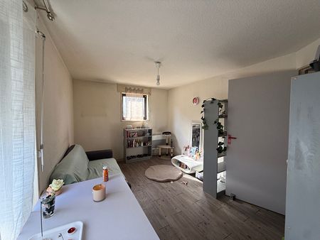 Location appartement 1 pièce, 27.87m², La Roche-sur-Yon - Photo 2