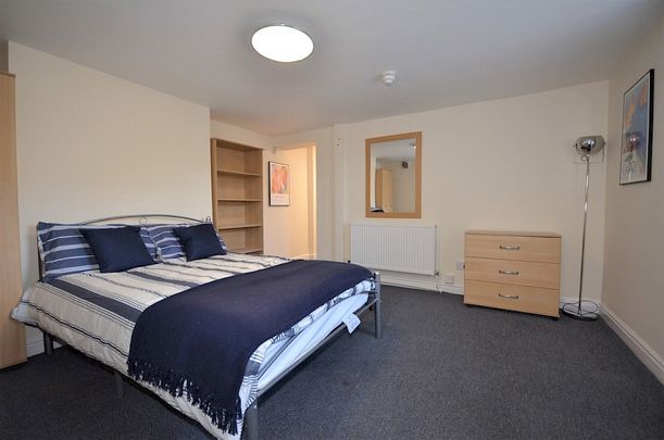 6, Clarke Dell, Botanical Gardens, Sheffield, S10 2NR - Photo 1