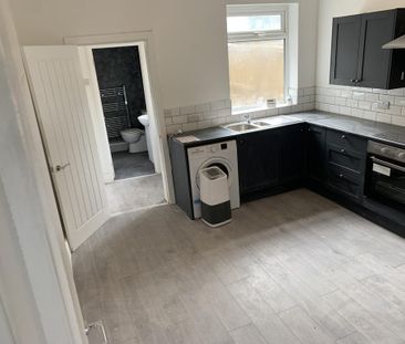 3 bedroom property to rent - Photo 1