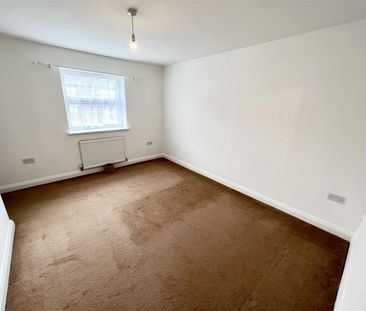 Byrkley Street, Burton on Trent DE14 2EL - Photo 2