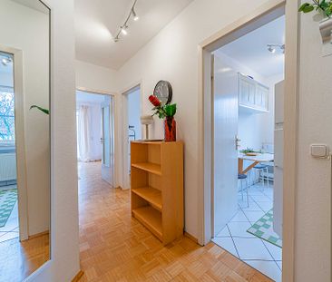City-Residence: Moderne 2-Zimmer-Wohnung mit Balkon in Bad Homburg - Photo 2
