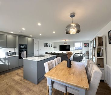 6, Lake View Court, Leeds, West Yorkshire, LS8 2TX - Photo 1