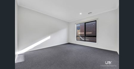 Modern Family Living in the Heart of Wallan - Photo 4