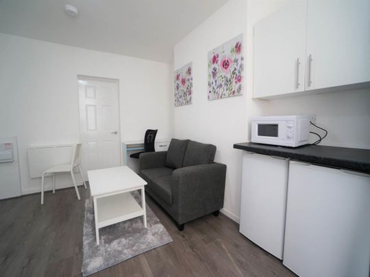 Apartment 1, 55 High Street - Photo 1