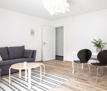 Steuergünstig wohnen - neue 3.5 Zimmerwohnung am Zürichsee - Photo 4