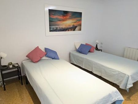 Carrer de Lleida, Valencia, Valencian Community 46009 - Photo 5