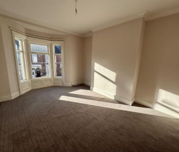 3 bedroom apartment to rent - Photo 5