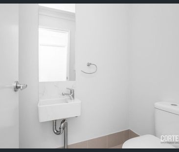Private Ensuite Room with Flexible Furnishing Options in Alkimos - Photo 4