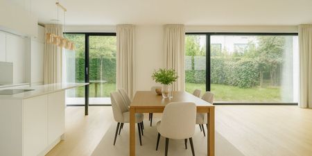 Woning te huur in Ukkel voor € 3.400 met 3 slaapkamers - Photo 4