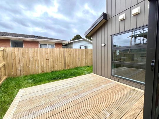 44C Innismara Avenue, Wattle Downs, Auckland - Photo 1