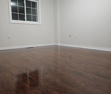 For Lease - 11 Finlay Road Unit# Main, Barrie, Ontario - Photo 5