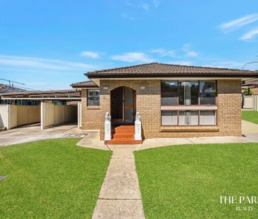 4 Rickard Road, Bossley Park – Updated Family Home for Rent - Photo 4