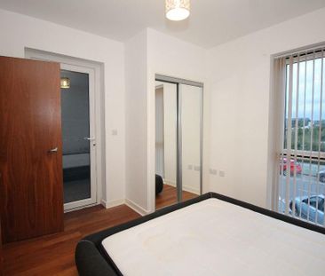 4 bedroom terraced house to rent - Photo 5