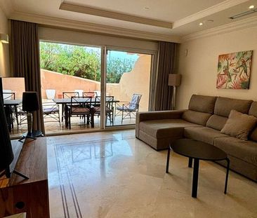 Luxury Apartment for rent in Nueva Andalucia, Spain - Photo 2