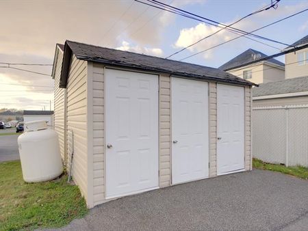 1661 100e Avenue - Photo 5