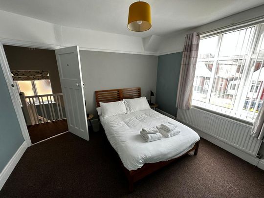 4 bedroom townhouse to rent - Photo 1