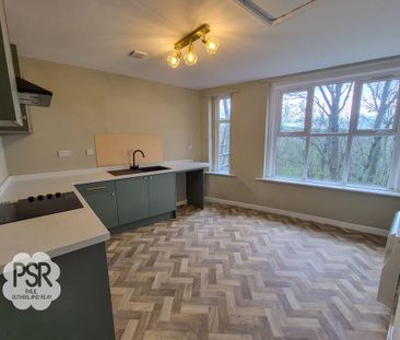 2 bedroom flat to rent - Photo 2