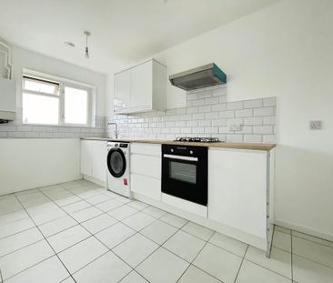 2 bedroom maisonette to rent - Photo 3