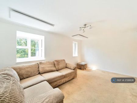 1 bedroom flat to rent - Photo 2