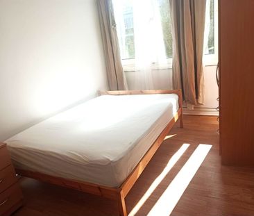 Room in a Shared Flat, Sherfield Gardens, SW15 - Photo 2