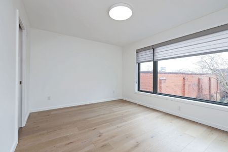 For Lease - 707 Mortimer Avenue Unit# Main, Toronto, Ontario - Photo 5
