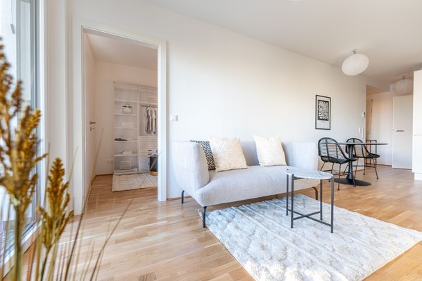 Repräsentatives Büro + kleiner Wohnung mit Balkon in super Lage! Provisionsfrei - Photo 1