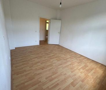 Frisch sanierte 3-Zimmer-Wohnung in ruhiger Lage von Remscheid - Foto 1