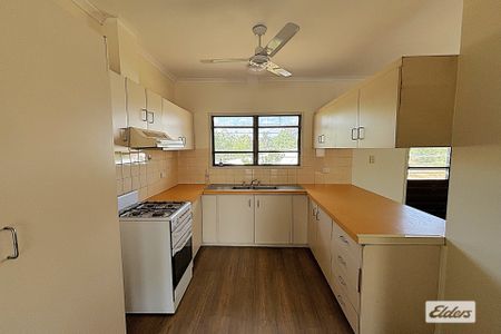 18 Kurrajong Court - Photo 3