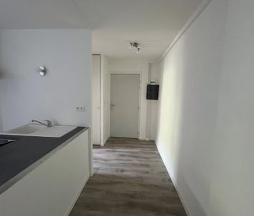 Location Appartement 1 pièces 40 m2 à Lodève - Photo 5