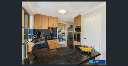 3x1 Townhouse in Mt Lawley SHS Catchment - Photo 2