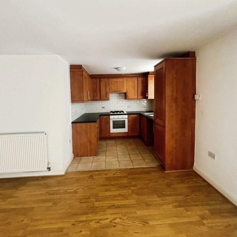 2 bedroom apartment to rent - Photo 1