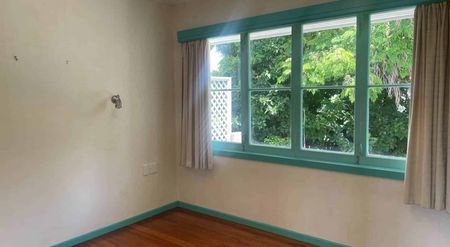 Central Location - Photo 3