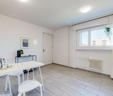 Appartement rénové de 4,5 pièces dans un quartier familial - Foto 3