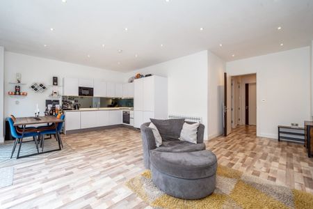 2 bedroom flat to rent - Photo 5