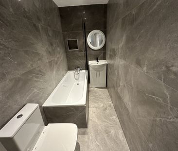 Two-Bedrooms Apartment - Photo 2