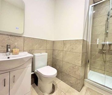 Tennyson Road, Freshwater, PO40 - Photo 3