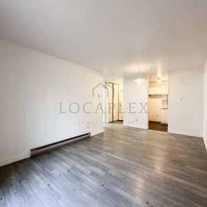 3½ à louer à Rosemère – Piscine, balcon, secteur paisible et recherché – Dès maintenant! - Photo 2