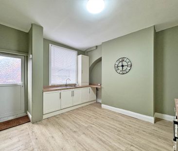 Coalshaw Green Road, Chadderton - Photo 6