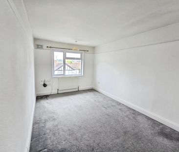2 bedroom maisonette to rent - Photo 4
