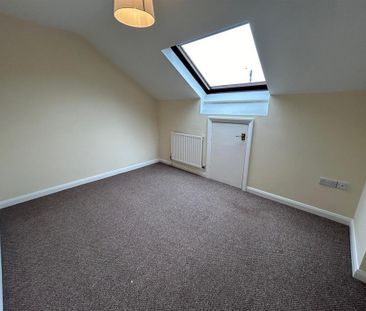 4 bedroom semi-detached bungalow to rent - Photo 5