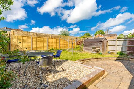 1 bedroom penthouse to rent - Photo 2