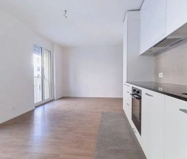 2.5 pièces de 60m2 dans le quartier Cour de Gare - Photo 4